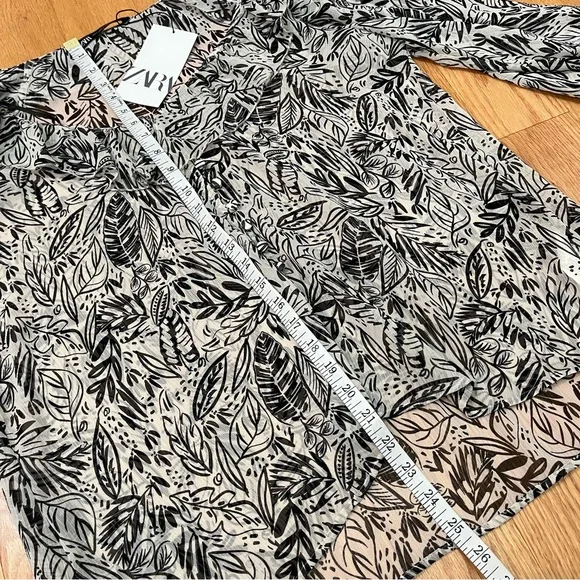 Zara Printed Ruffle Blouse - Picture 9 of 10